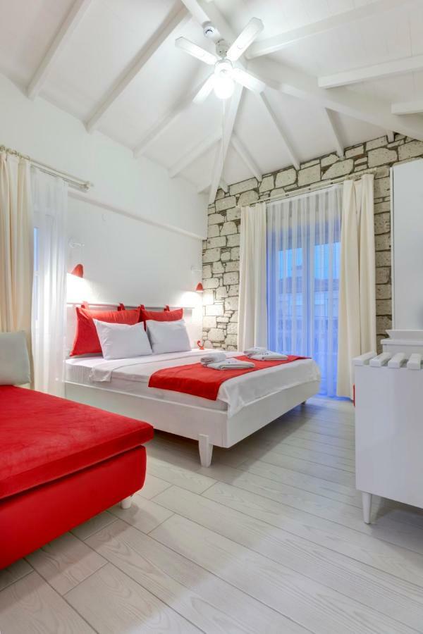 Alacati Villaperi Butik Otel Exterior photo